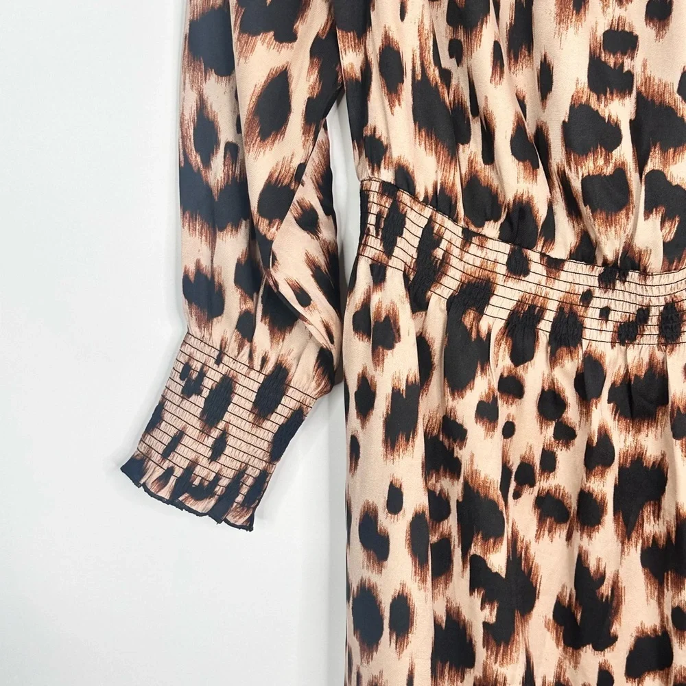White House Black Market Cheetah Print long sleeve 100% polyester dress sz L - Picture 3 of 10